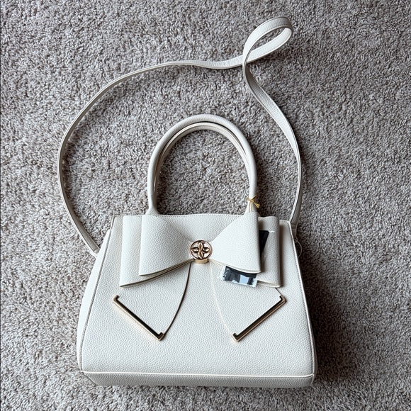 NWT Crossing Cream Bow Purse - Picture 4 of 6
